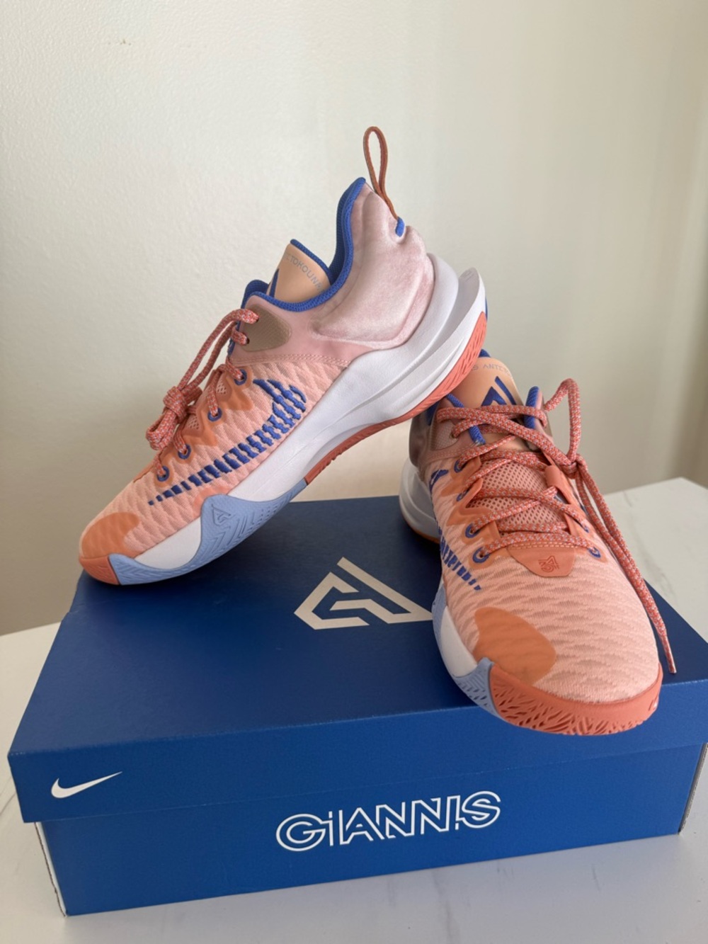 Giannis immortality “arctic orange/medium blue”